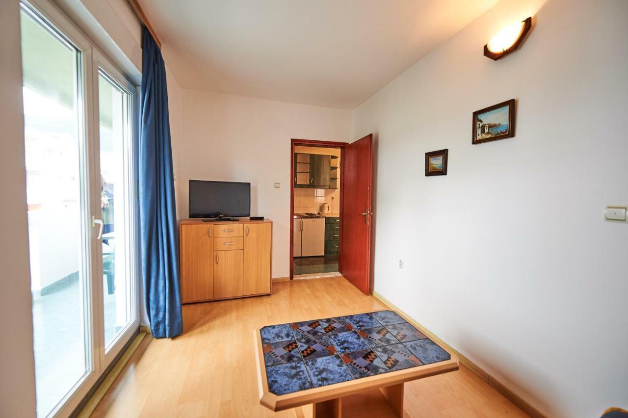 Family Apartments Mont Будва Екстер'єр фото