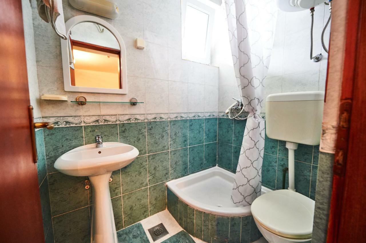 Family Apartments Mont Будва Екстер'єр фото